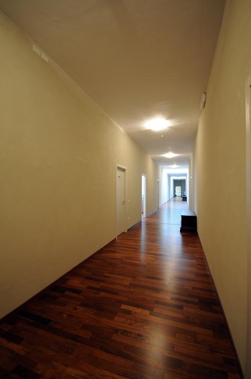 Guest House Domus Urbino Buitenkant foto